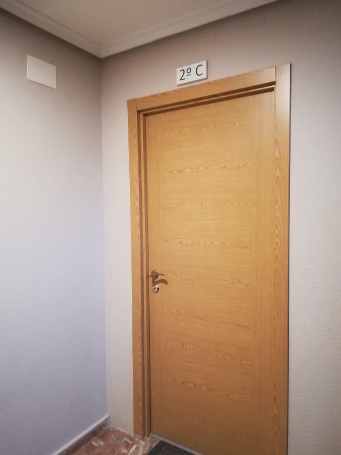 Tres Puentes Anguiano Apartamentos Y Hostal المظهر الخارجي الصورة